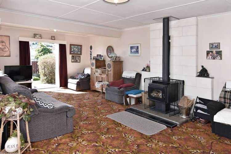 1/16 Maitland Avenue Stoke_6