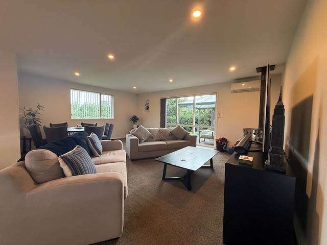 2 Bob Carter Place Welcome Bay_2