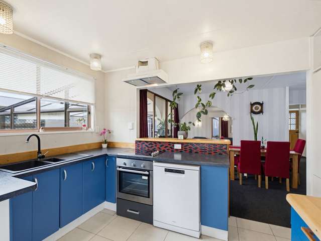 103 Benmore Avenue Cloverlea_3
