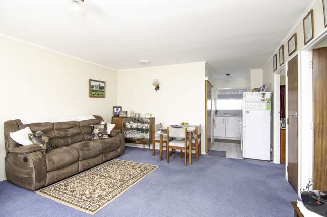 8d Seaforth Avenue Milson_2