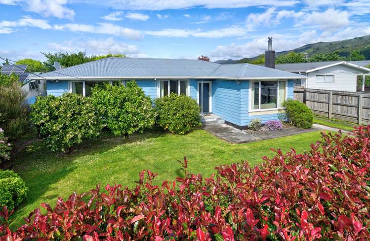 14 William Benton Street Featherston_21