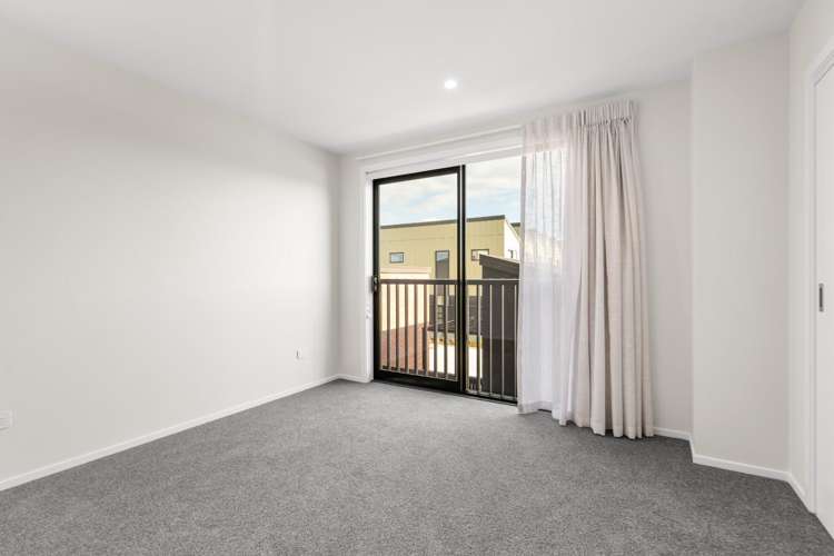 4/17 Clearwater Street 11329_5