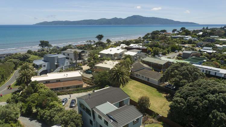 10 Kohutuhutu Road Raumati Beach_10