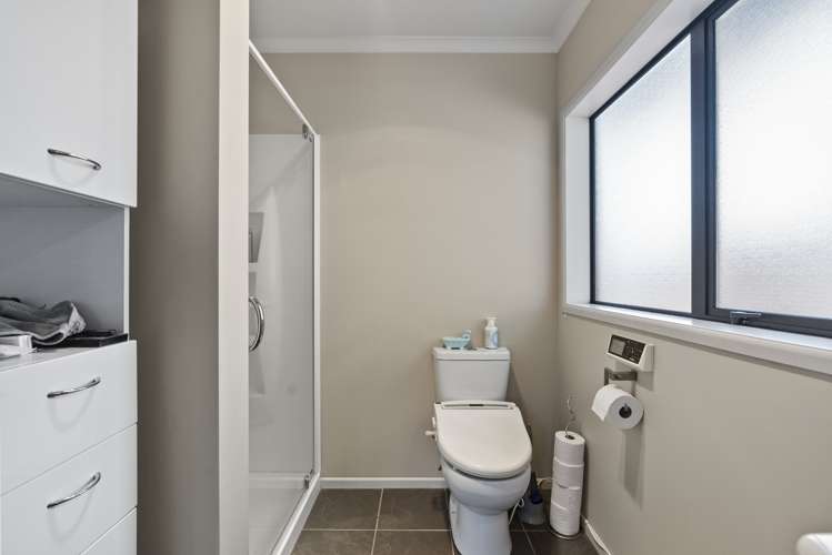 2a Wallath Road Westown_11