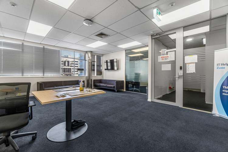 660 Victoria Street Central Hamilton Central_4