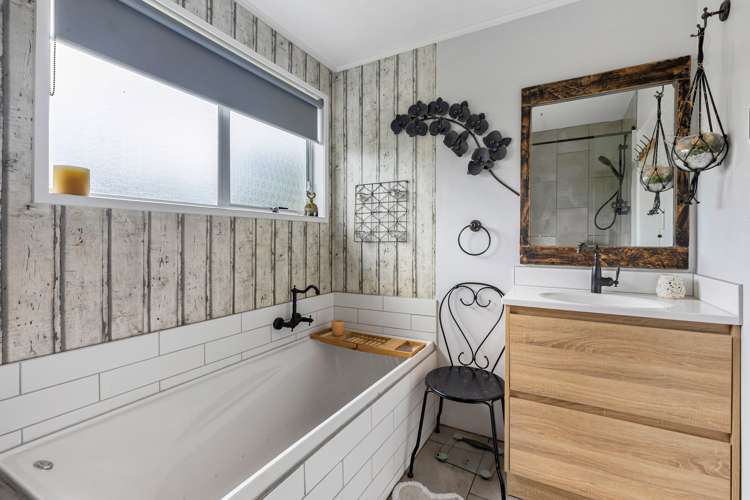 2/57 Solar Road Glen Eden_15