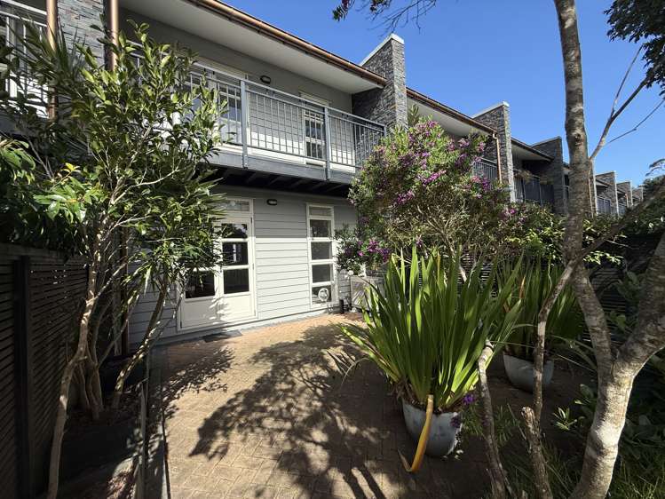 7/2 Cawley street Ellerslie_1