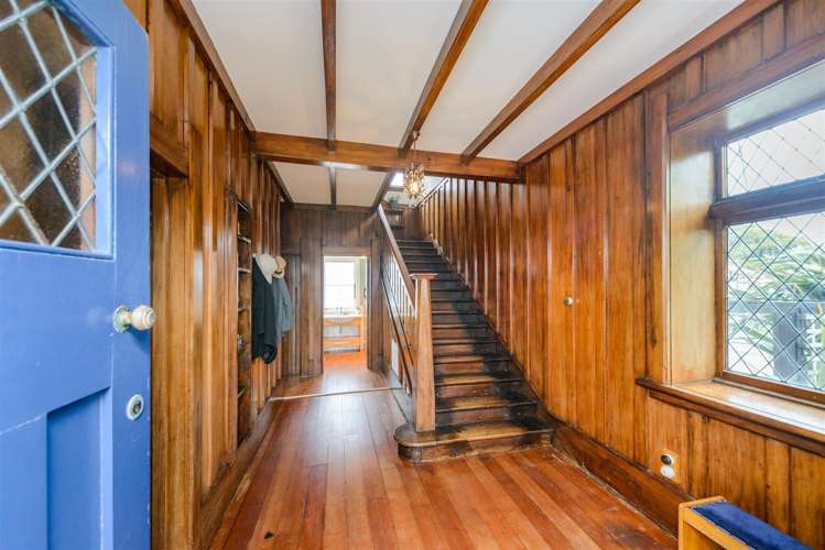 27 High Street Bulls_11