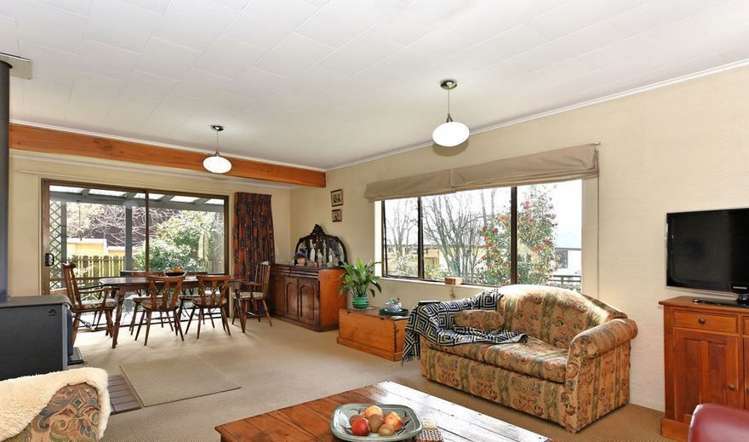 1b Selbourne Avenue Richmond_2