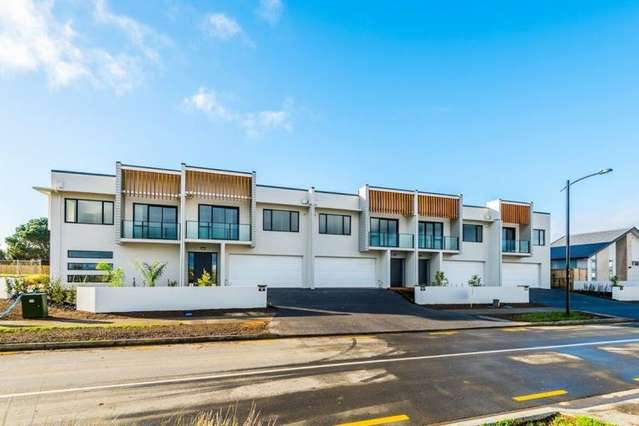 1 Ockhams Street Karaka_2