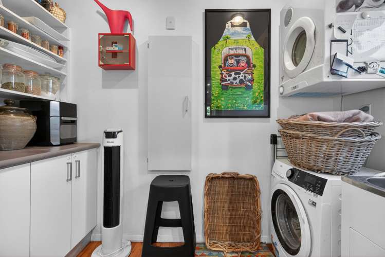 118 Oroua Street Eastbourne_14