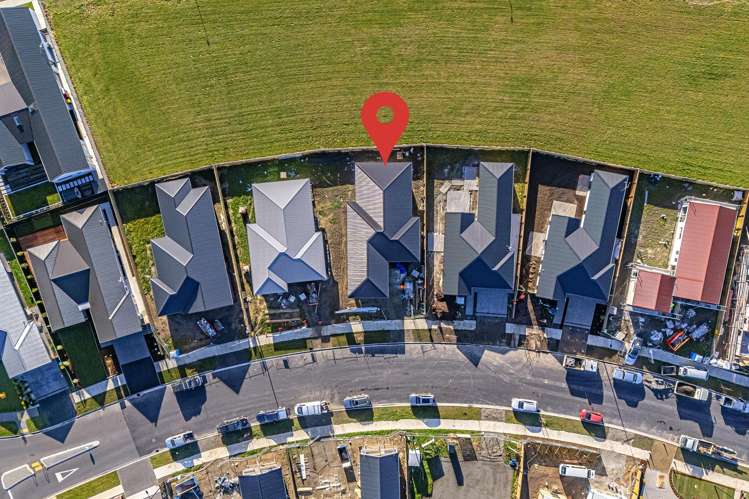 61 Whitehorn Drive_5