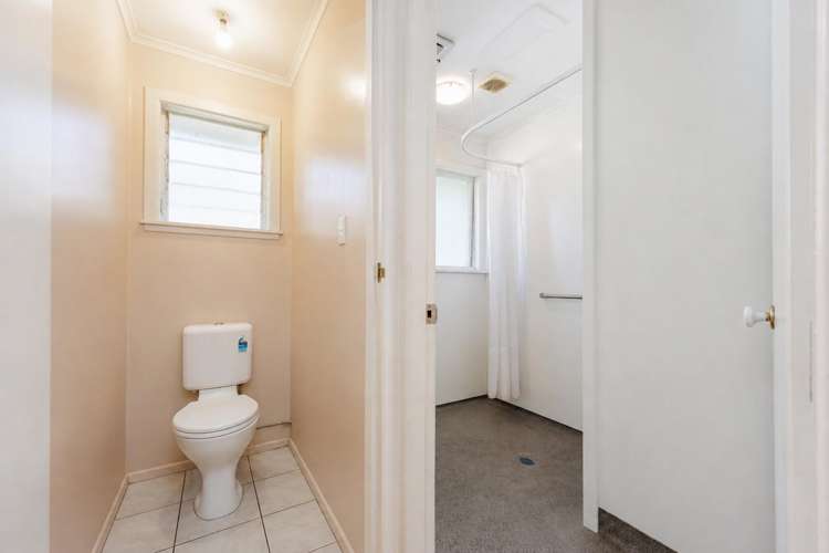 1/303 Pakuranga Road Pakuranga Heights_11