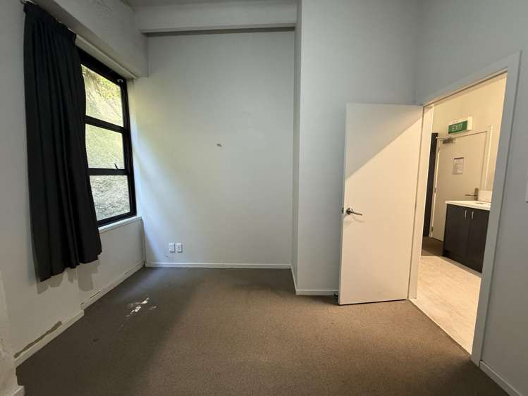  B/5962 State Highway 26 Te Aro_13