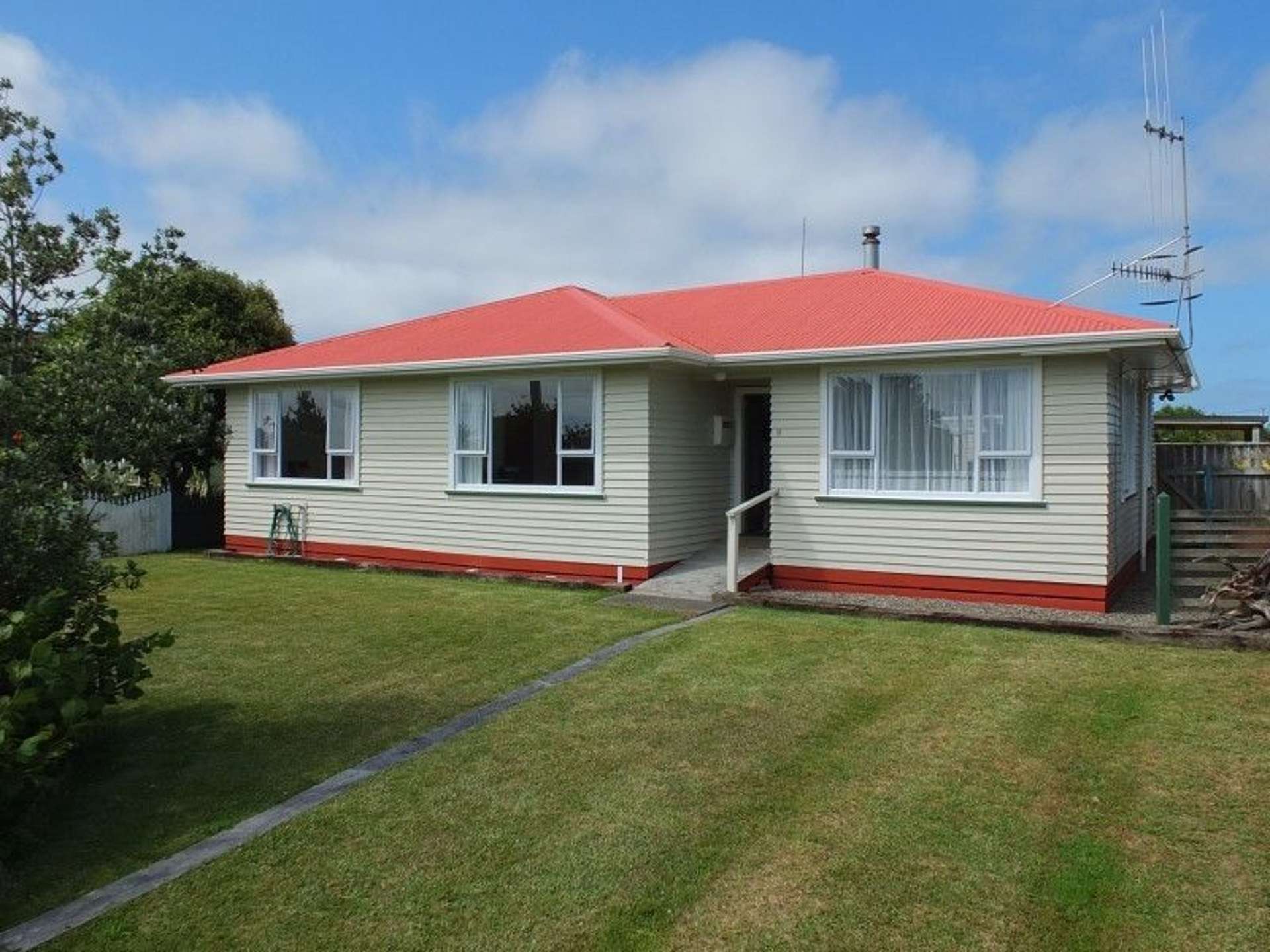 18 Roore Street Foxton Beach_0