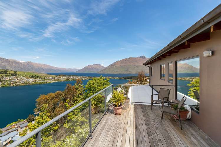 18 Olivers Place Queenstown_0