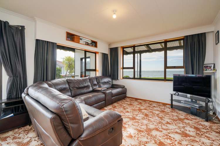 220 Marine Parade Bluff_1