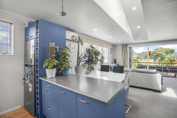7 Gainsborough Grove Belmont_9