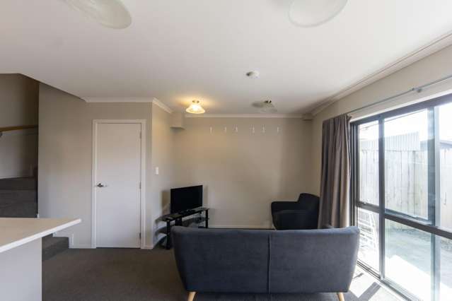 32M Abbotsford Street Hamilton Central_1