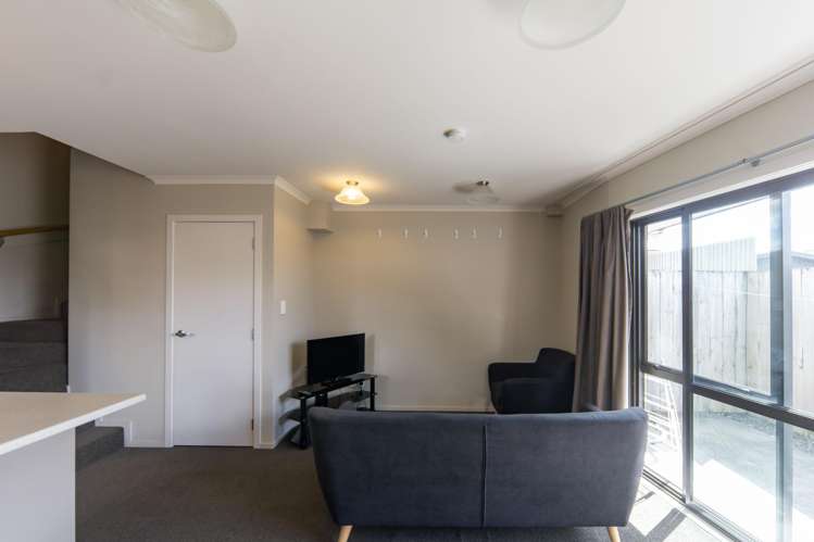 32M Abbotsford Street Hamilton Central_1