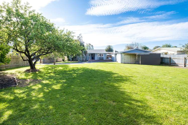 2 Gow Avenue Haumoana_14