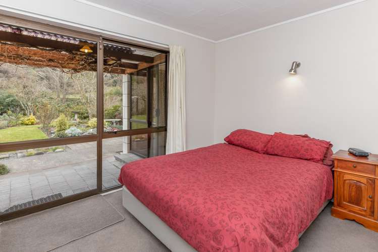 19 Railway Terrace Glentunnel_26