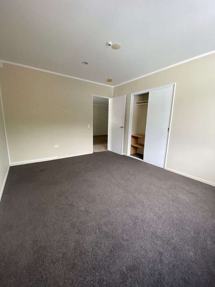 2/193 Main Road Tawa_3