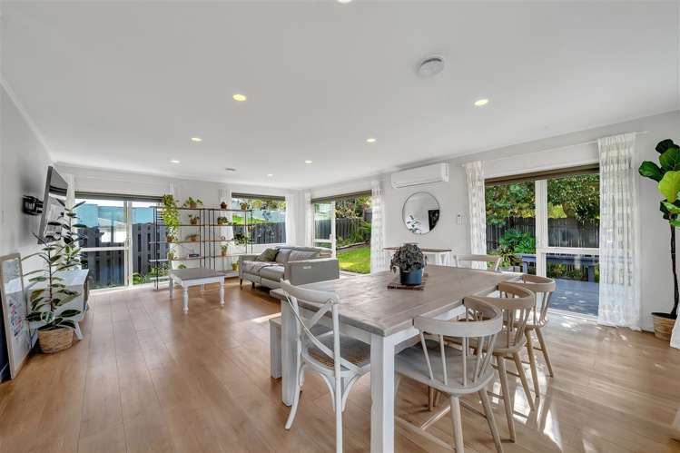 63 Weatherly Road Torbay_6