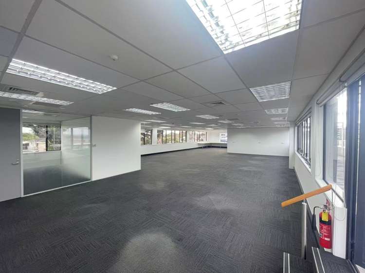 19 Byron Avenue Takapuna_5