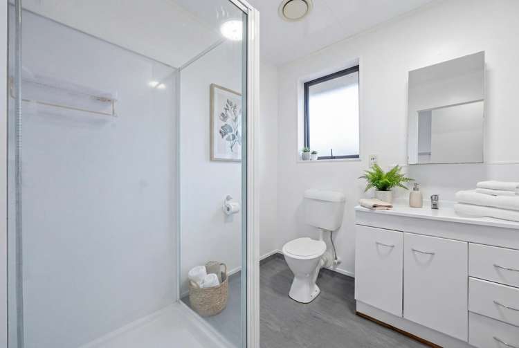 29 Woodbank Drive Glen Eden_11