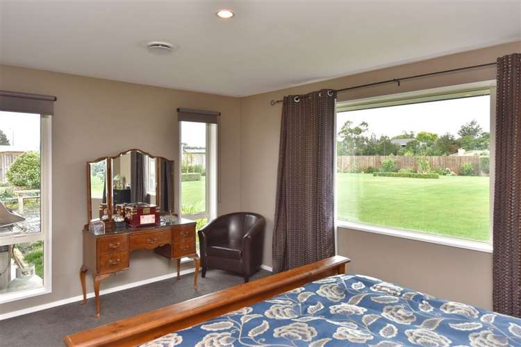 17 Riverside Way Amberley_9