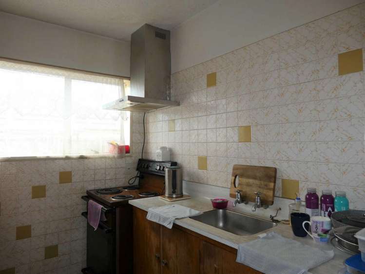 16/93 Racecourse Road Sockburn_1