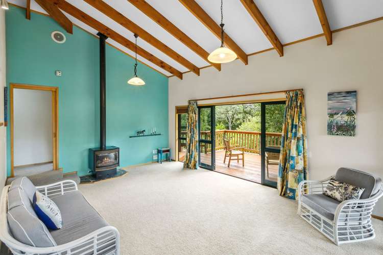 10 Redwood Crescent Westown_7