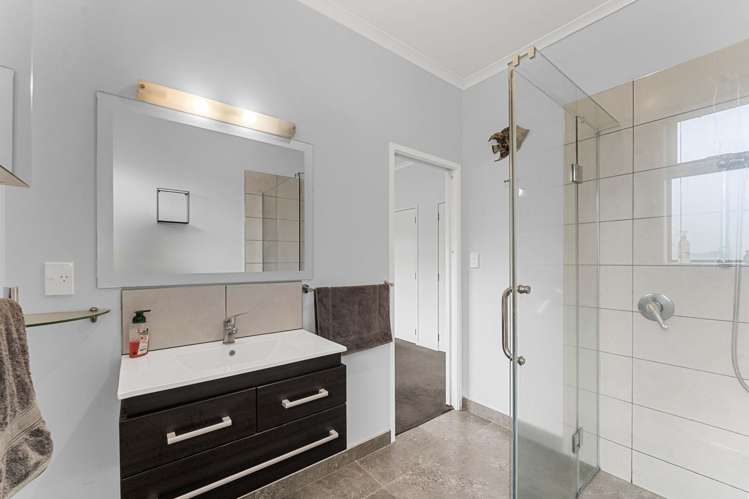 72 Ritchie Street Te Aroha_11