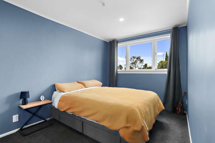 83 Mcleod Road Te Atatu South_11