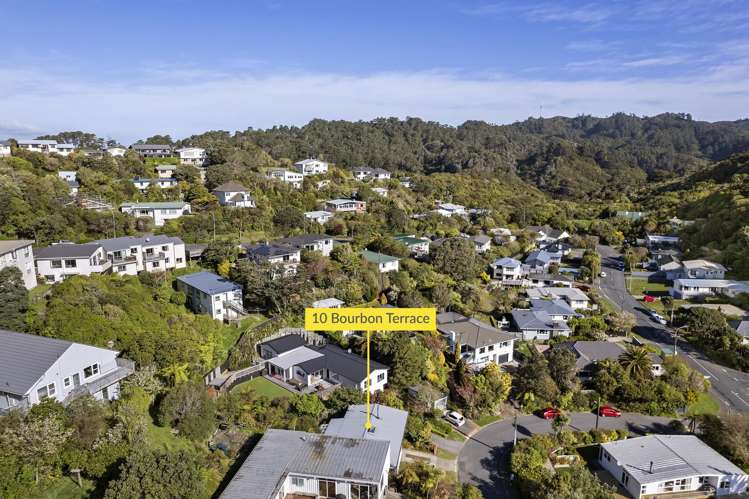 10 Bourbon Terrace Karori_24