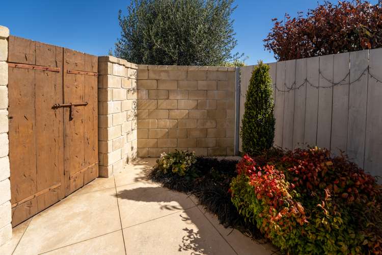 41 Cambelldon Crescent Stoke_1