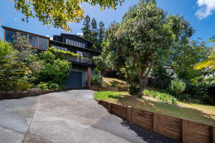 49 Waitakere Road Waitakere_20