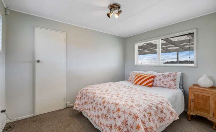 10 Rimu Road Stanmore Bay_6