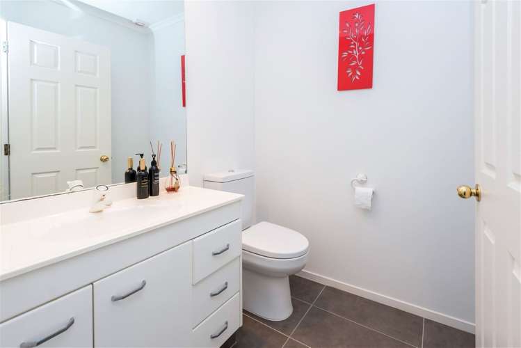 8 Highgate Place 2369_18