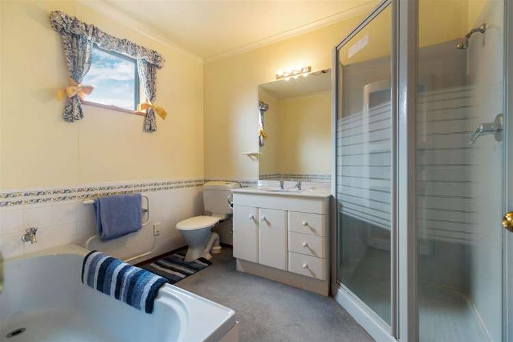 7 Sunrise Lane Queenstown_11