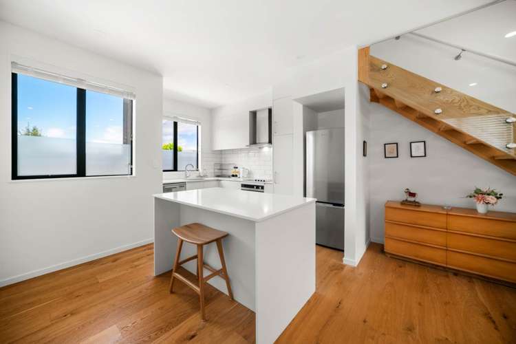 23/82 East Coast Road Milford_7