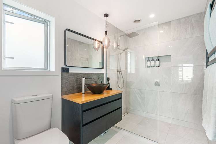 15 Omana Heights Drive Maraetai_11