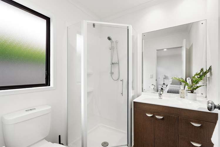2 Harrison Court Clive_9