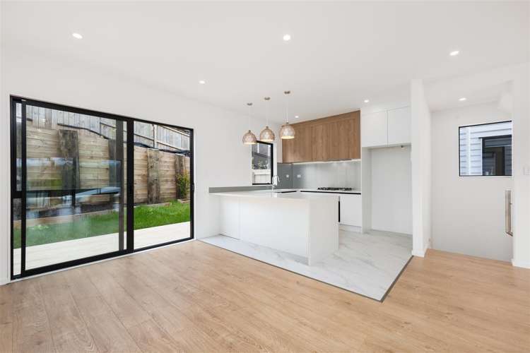 8a Ringi Lane Orewa_23