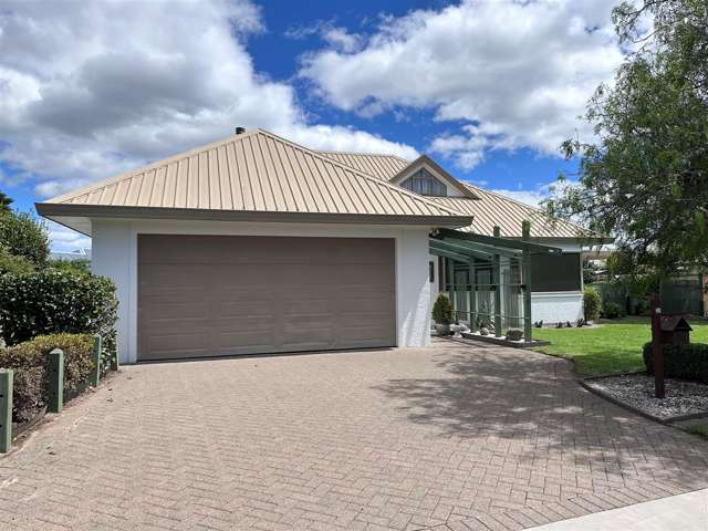 34 Warwick Drive Lynmore_1