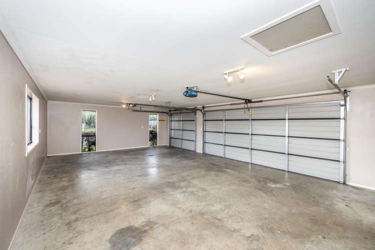 13 Thomas Road Huntington_23