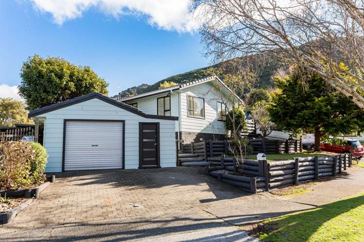 55 Larchmont Grove Totara Park_22