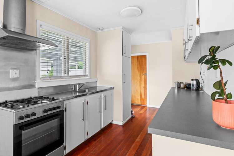 73 Middle Road Havelock North_6