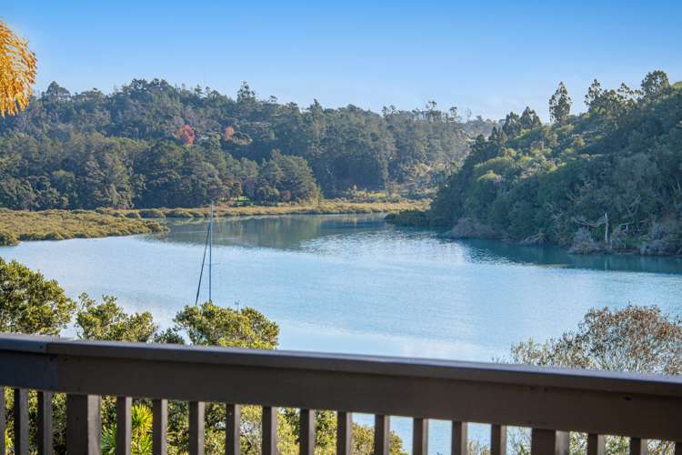 13 Deborah Place Okura_34